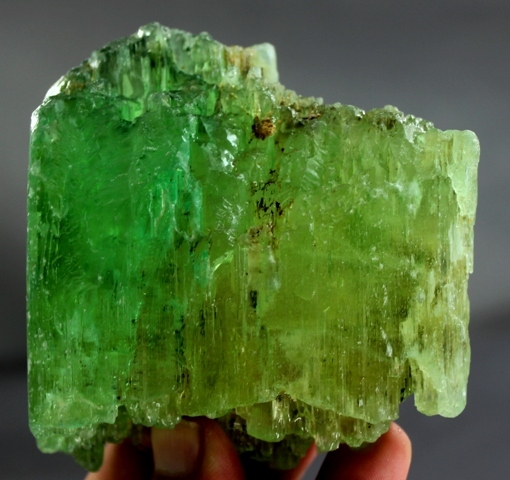 Hiddenite is prized for its unique work with the Heart Chakra 3707
